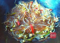 豆芽炖粉条的做法图解7