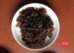 木耳豆腐的做法图解2