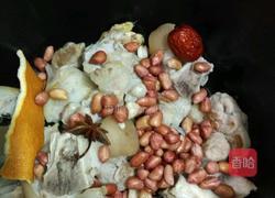 花生猪脚汤的做法图解6