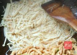 金针菇炒肉丝的做法图解5