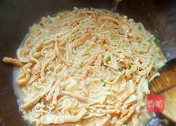 金针菇炒肉丝的做法图解6