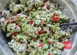 炒韭菜辣椒疙瘩的做法图解3