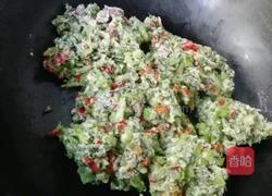 炒韭菜辣椒疙瘩的做法图解4