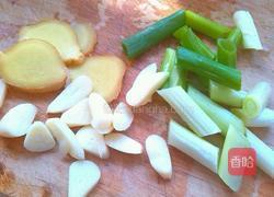 豆腐煮鱼的做法图解3