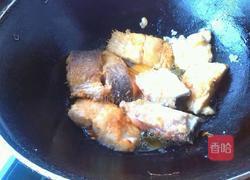 豆腐煮鱼的做法图解4