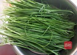 鸡蛋韭菜虾仁饺子的做法图解3