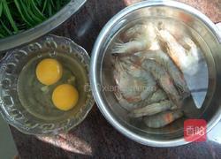 鸡蛋韭菜虾仁饺子的做法图解4