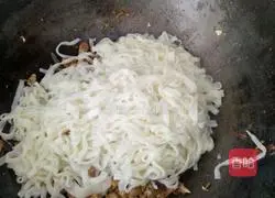 Xianfen Ancient City Egg Fried Noodles (Dry Seasoned Noodles) Recipe Illustration 11