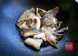 糖醋鱼块的做法图解7