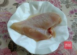 无骨鸡柳的做法图解1