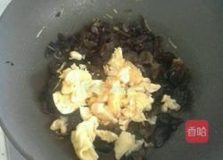 木耳炒鸡蛋的做法图解5