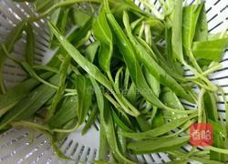 银鱼汤的做法图解2