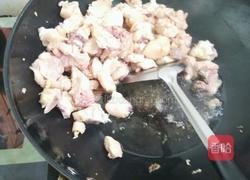 青椒炒鸡的做法图解2