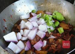 土豆炖鸡的做法图解9