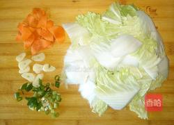 白菜猪肉炒木耳的做法图解3