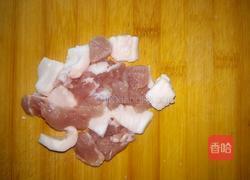 白菜猪肉炒木耳的做法图解4