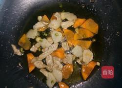 白菜猪肉炒木耳的做法图解8