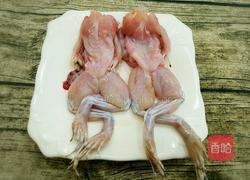 红烧牛蛙的做法图解1