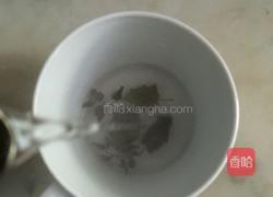 蜂蜜薄荷茶的做法图解2