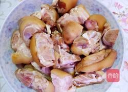 猪脚香菇汤的做法图解3
