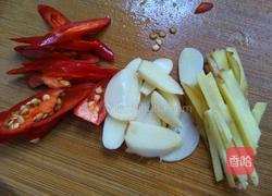 芹菜杏鲍菇炒干贝的做法图解3