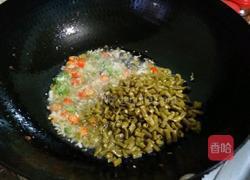 长豆角炒肉丁咸菜的做法图解8