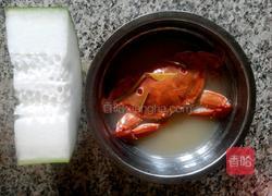 冬瓜螃蟹汤的做法图解1