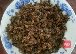 酸菜焖鱼的做法图解1