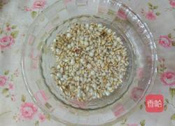 薏米粥的做法图解2