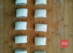 双色花卷的做法图解7