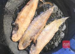 煎踏板鱼的做法图解3