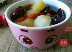 红枣枸杞苹果汤的做法图解7