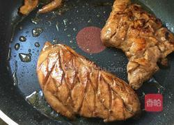 煎鸡胸肉的做法图解6