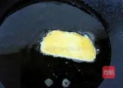 Illustration of how to make fried steamed bun slices 5