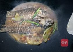 红烧小鲫鱼的做法图解12