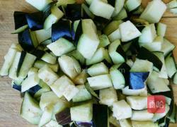 茄子炸酱面的做法图解2