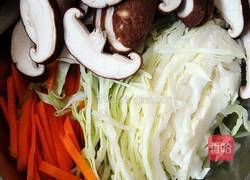 素馅馄饨的做法图解1