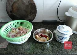 海底椰炖老鸡的做法图解1