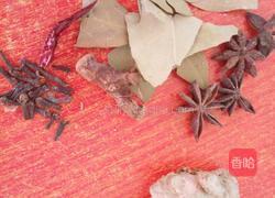 土豆烧猪蹄的做法图解3