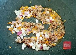 牛肉番茄沙司意大利面的做法圖解5