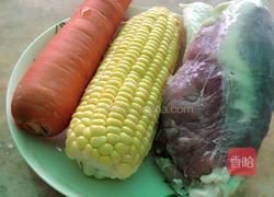 玉米肉末的做法图解1
