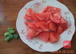 茄汁鸡丁的做法图解2