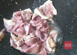 瘦肉炒猪肝小肠的做法图解4