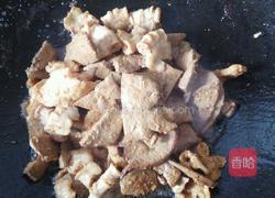 瘦肉炒猪肝小肠的做法图解6