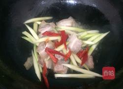 芦笋炒肉的做法图解5
