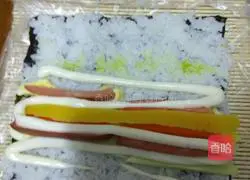 Illustration of how to make sushi 10