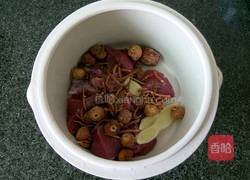 太子参无花果煲瘦肉的做法图解3