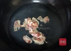 当归炖鸡的做法图解1