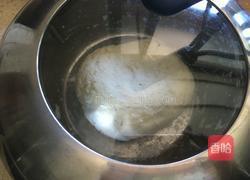 胡萝卜木耳馅饺子的做法图解2