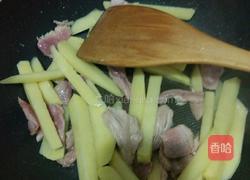 番茄土豆瘦肉汤的做法图解1